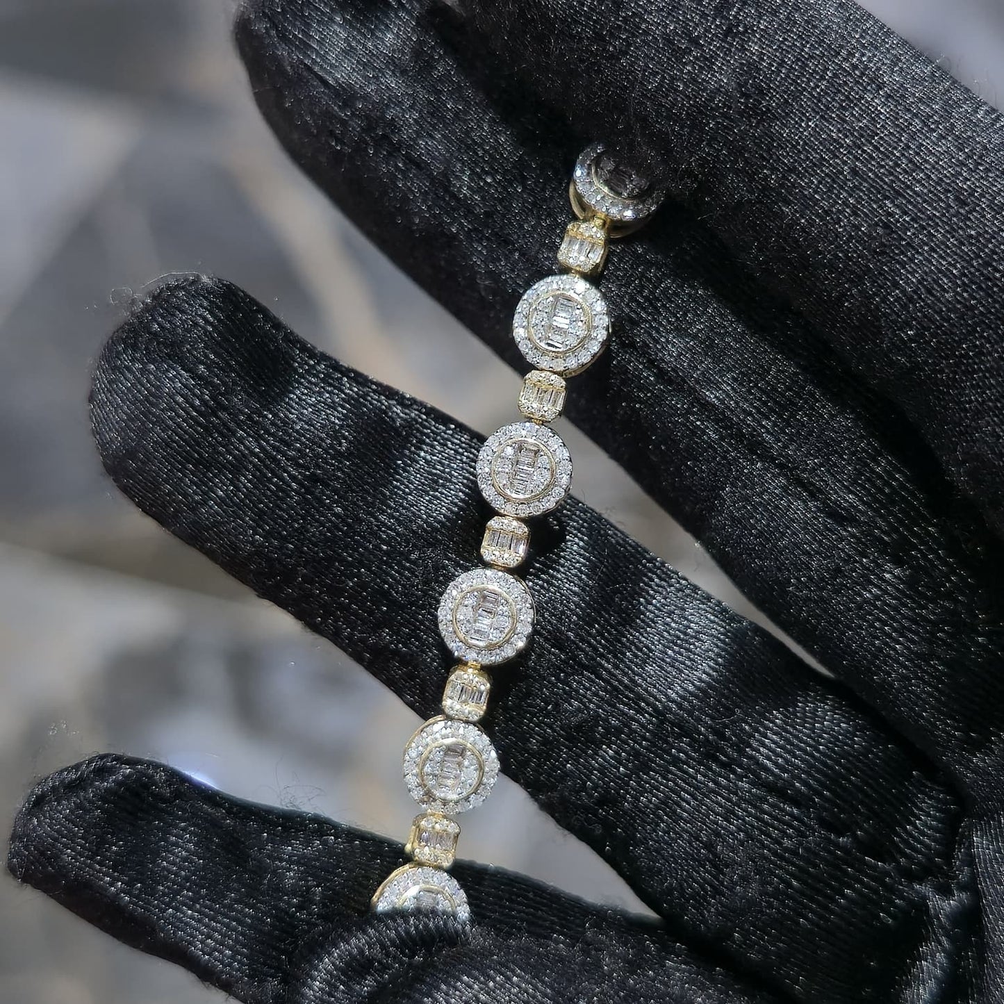 10K Yellow Gold Diamond Baguette Halo Link Bracelet 1.70ctw 7" 6mm Box Clasp