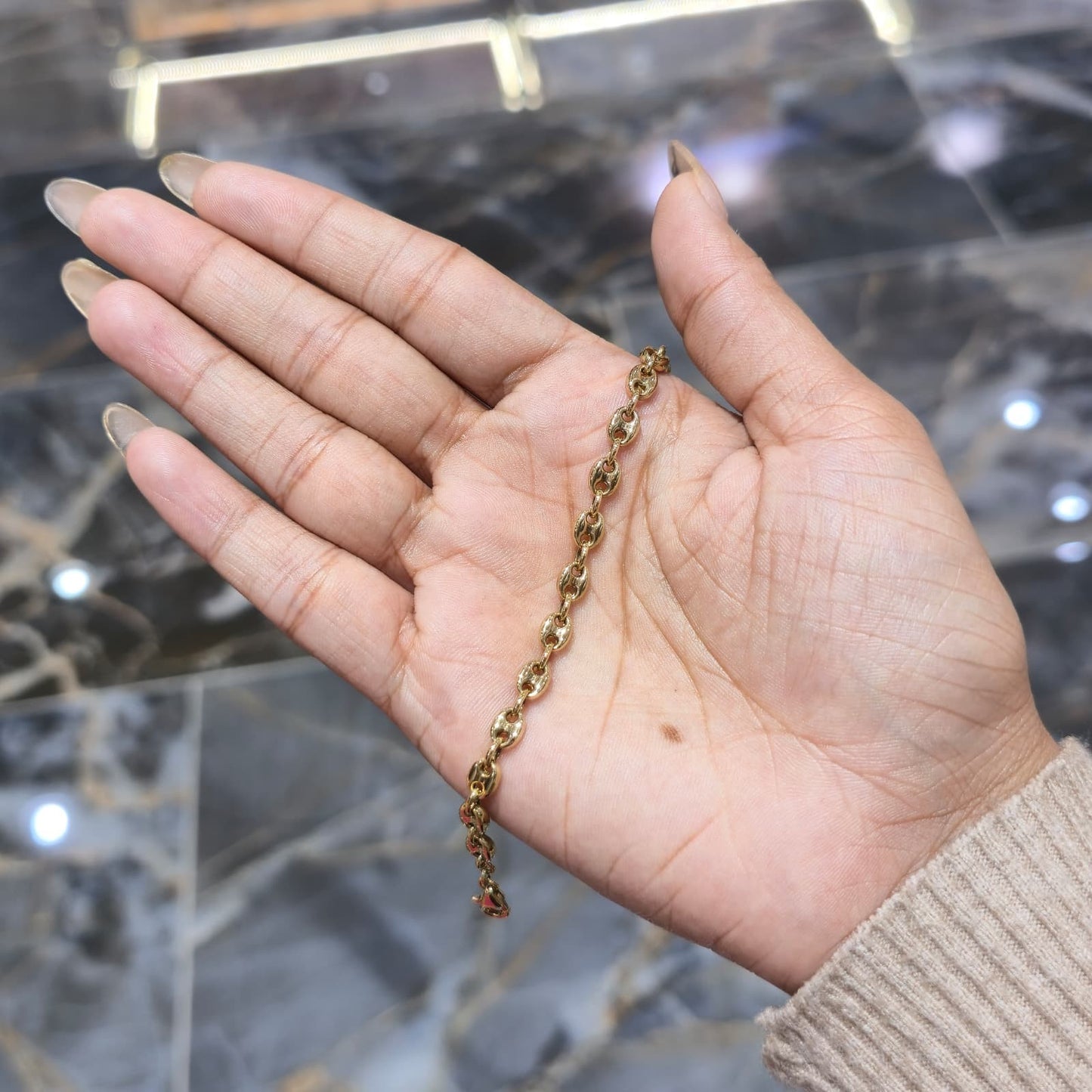 Real 10K Yellow Gold Hollow Puff Gucci Link 5 mm Bracelet 7 inch 4.13 grams