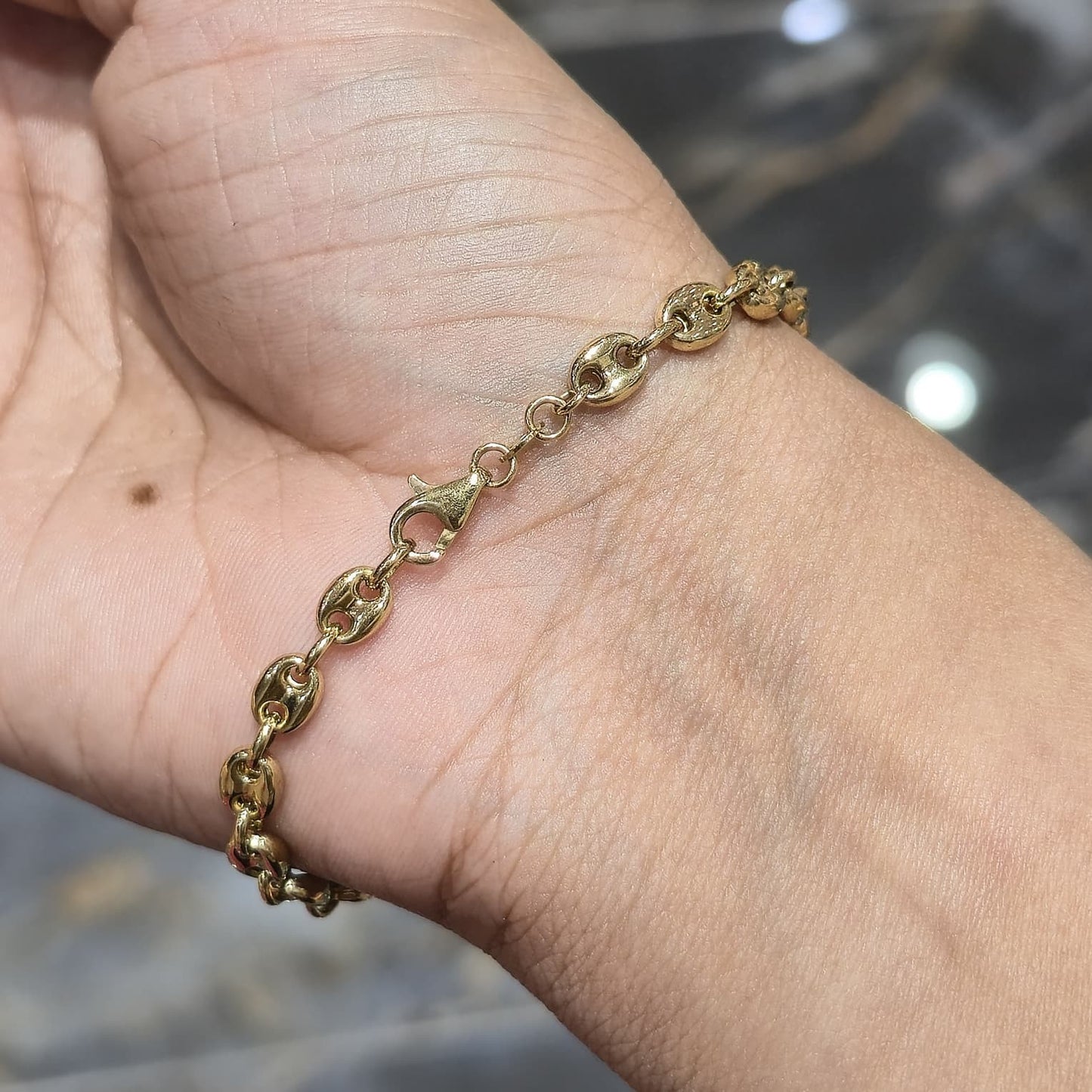 Real 10K Yellow Gold Hollow Puff Gucci Link 5 mm Bracelet 7 inch 4.13 grams
