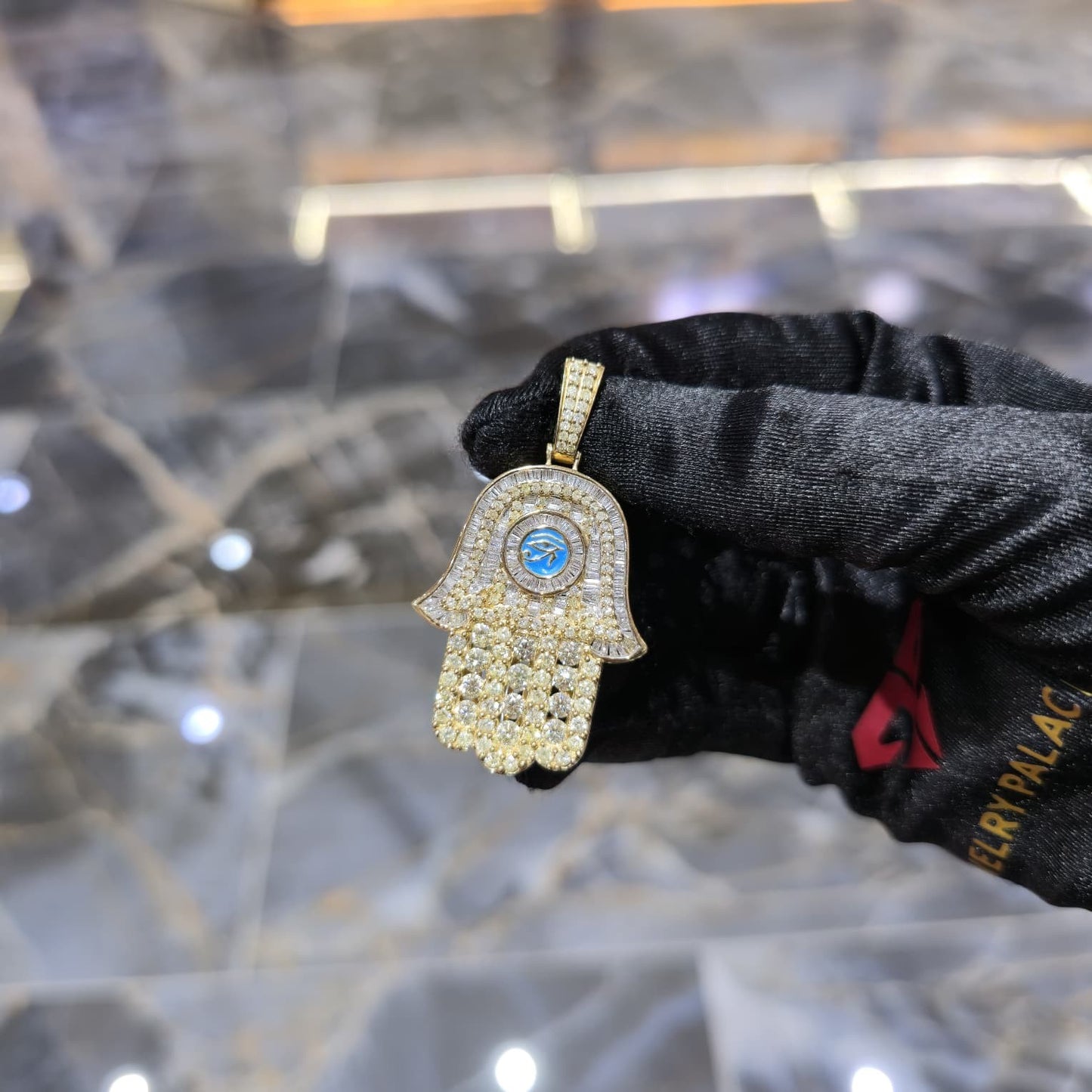 10K Yellow Gold Diamond Hamsa Hand Pendant 4.50ctw GH SI 12.97 grams 2 inches