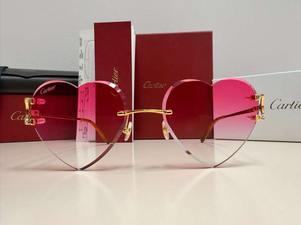 Cartier Big C Rimless Heart Sunglasses Pink Gradient Lens Gold Frame Full Set.