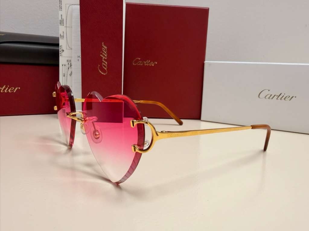 Cartier Big C Rimless Heart Sunglasses Pink Gradient Lens Gold Frame Full Set.