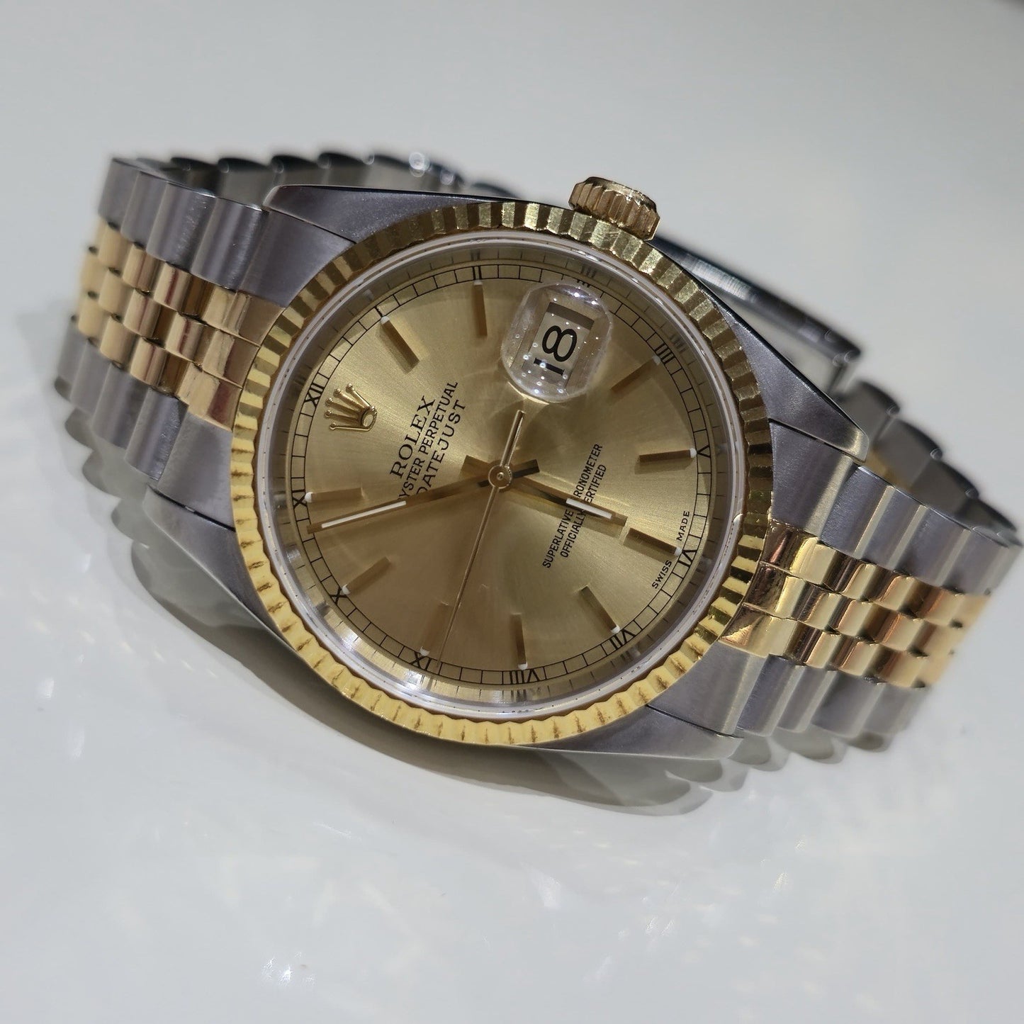 Rolex Datejust 36 16233 Champagne Dial Vintage Two Tone Jubilee Gold Steel