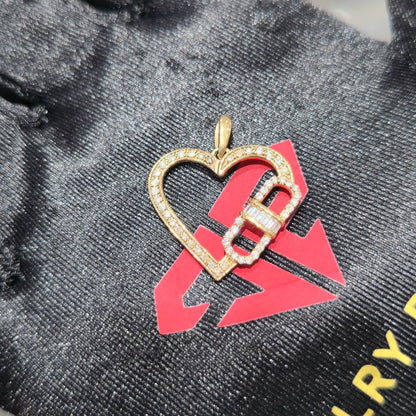 10K Gold Diamond Heart Pendant 0.10ctw Elegant Everyday Jewelry Gift 1 Inch
