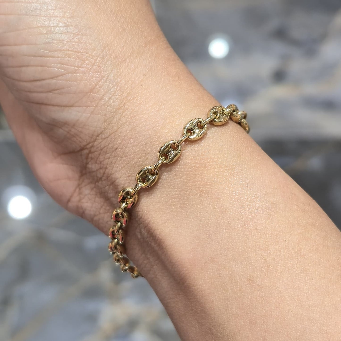 Real 10K Yellow Gold Hollow Puff Gucci Link 5 mm Bracelet 7 inch 4.13 grams