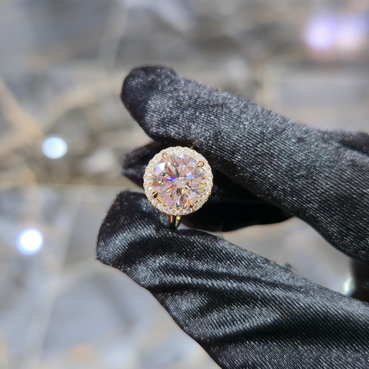 14K Gold 4.31ctw Lab Grown Diamond Round Halo Ring E VS1 4.05ct Center Statement