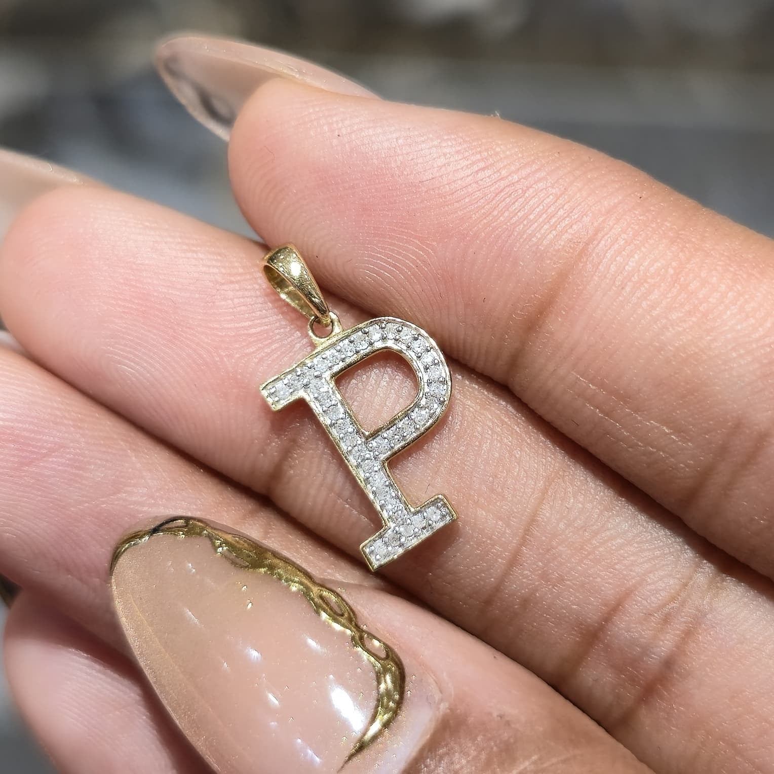 DEAL!!! 0.11CTW Natural Diamond "P" Letter Pendant 10K Yellow Gold Initial Charm