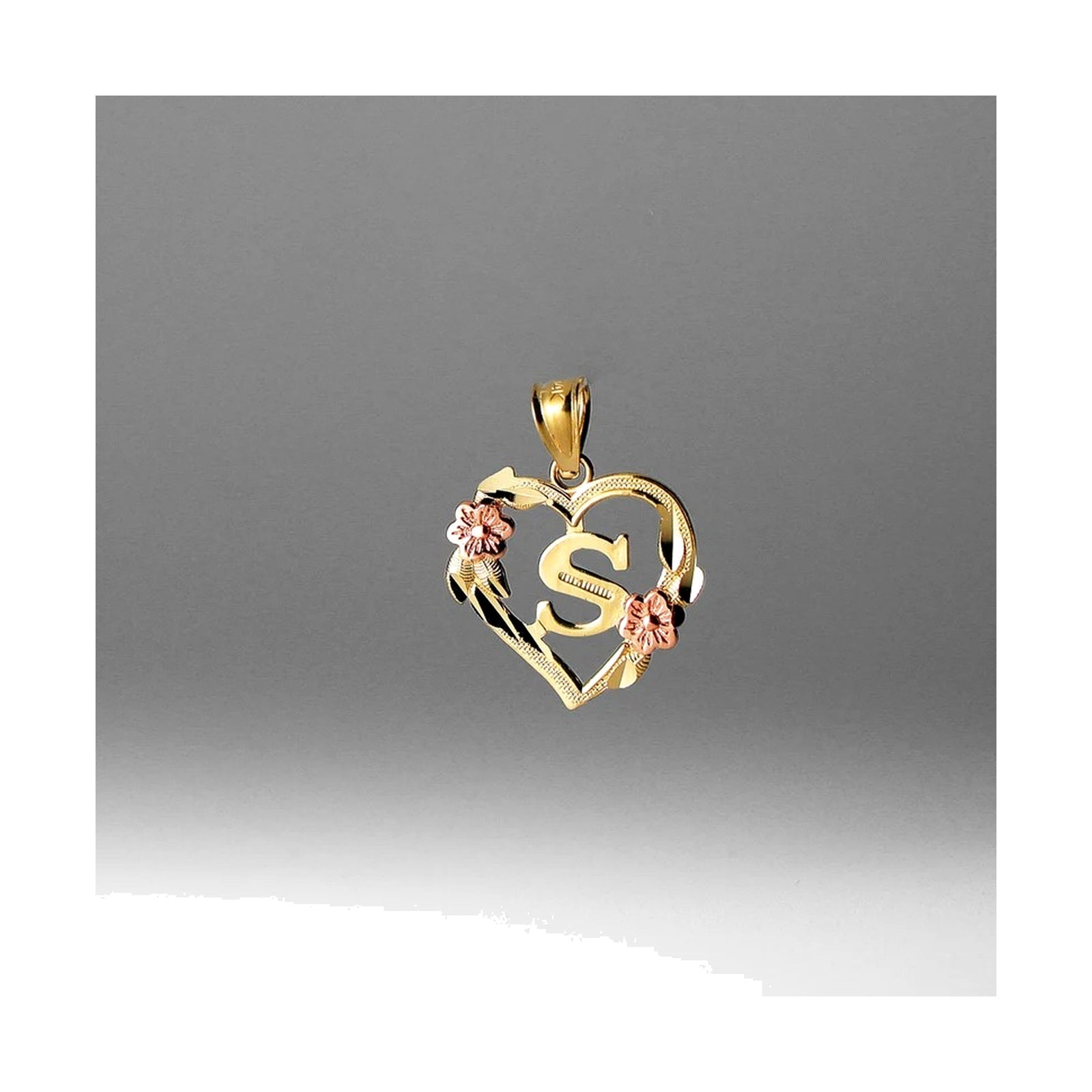 10K gold heart and flower initial pendant S on clean white background