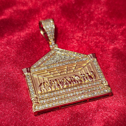 Intricate Pendant 1.25 ctw Diamond 10K Yellow Gold