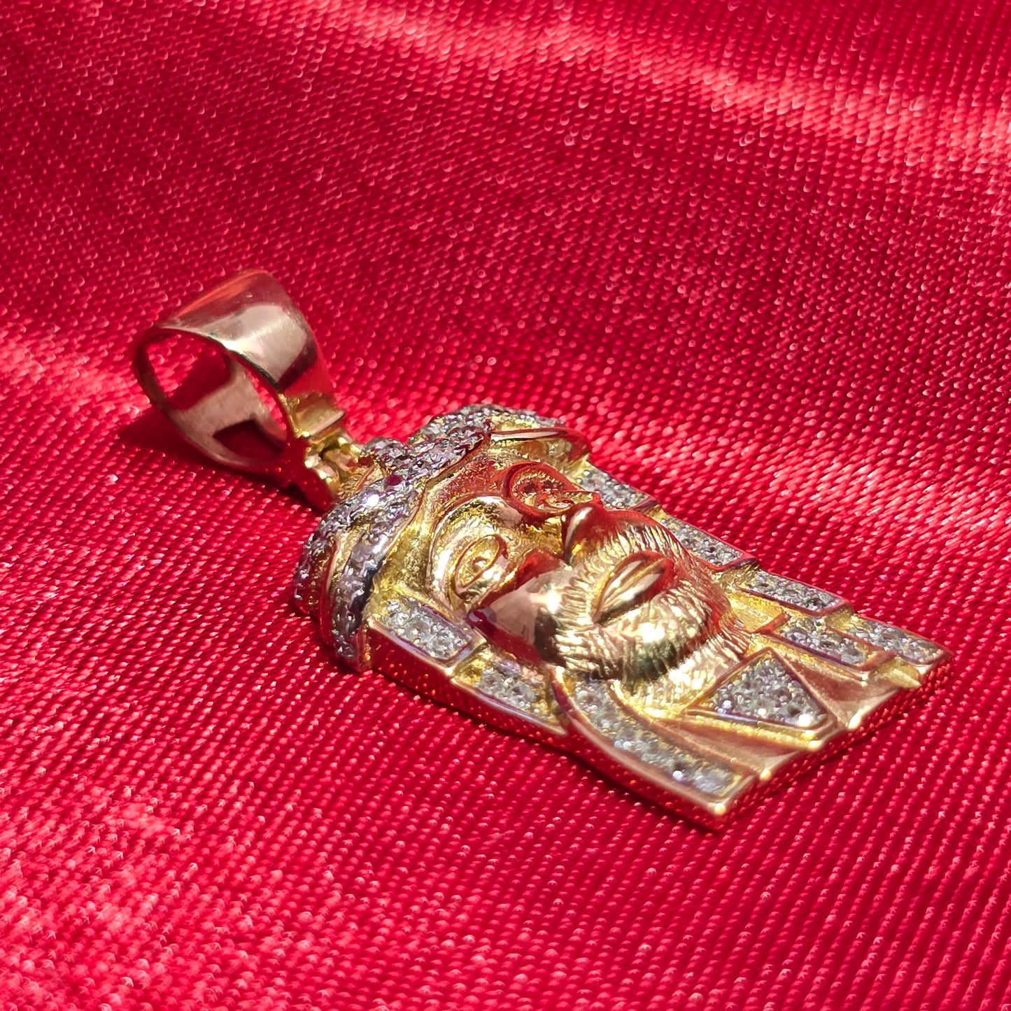 Jesus Head Pendant 0.25 ctw Diamond 10K Yellow Gold