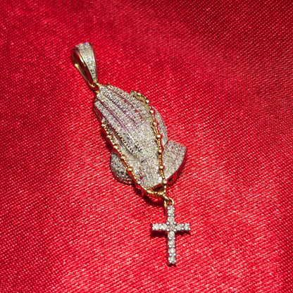 Praying Hands Pendant 0.875 Ct. 10K Gold