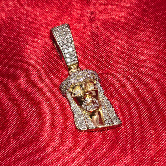 Jesus Pendant 0.50 ctw Diamond 10K Yellow Gold