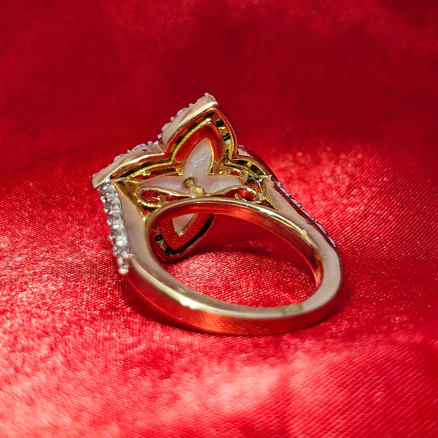 Ombre Blossom Ring 0.26 ctw Diamond 10K Yellow Gold