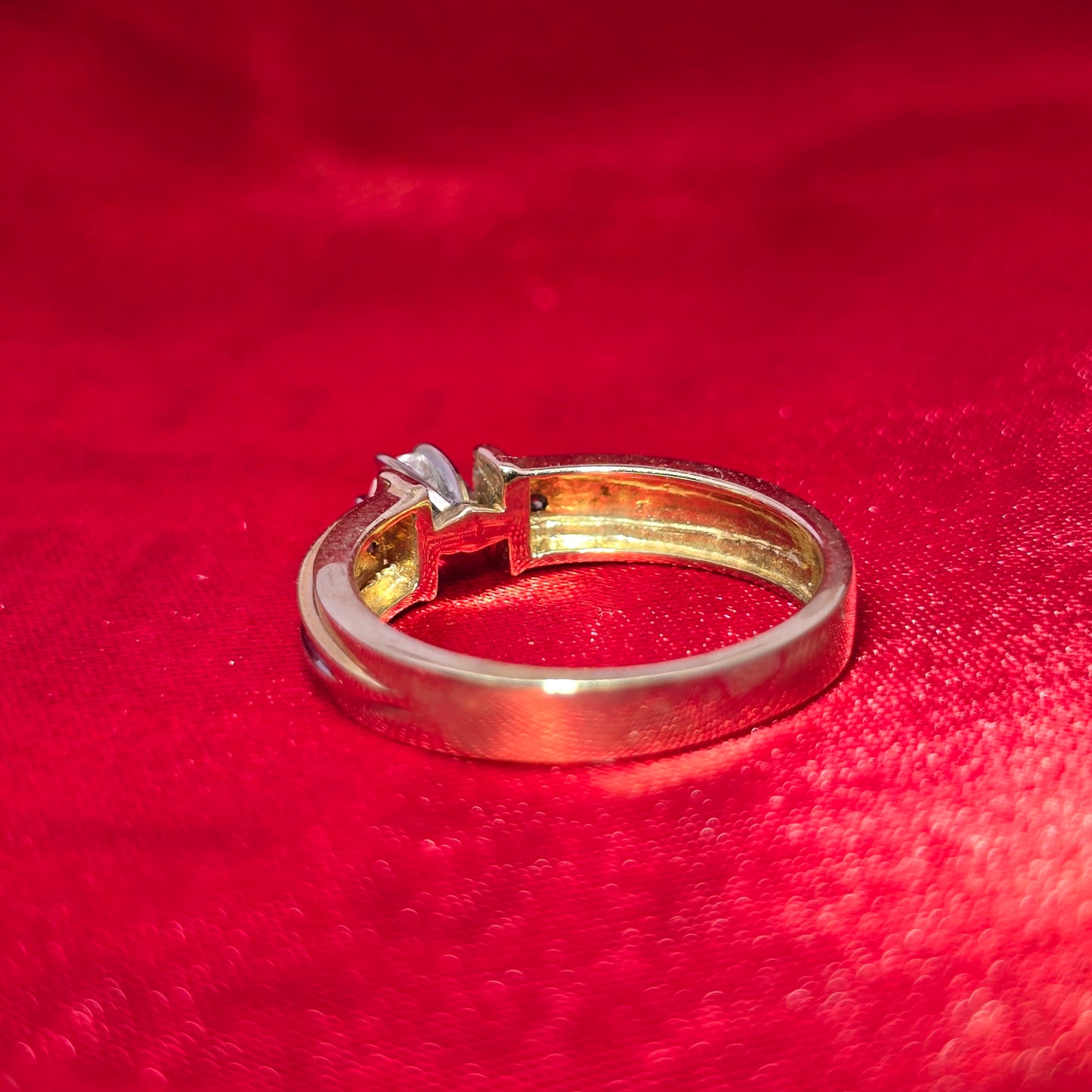 Round Ring 0.20 ctw Diamond 14K Yellow Gold