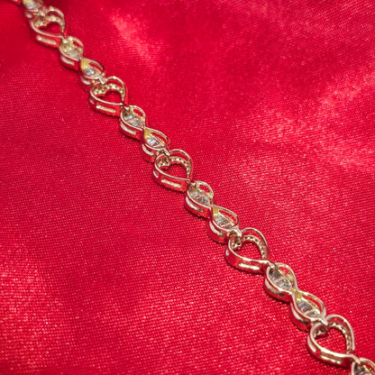 Women's Infinity Heart Bracelet 1.50 ctw Diamond 10K Yellow Gold