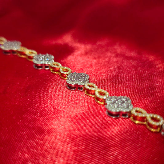 Women's Elegant Infinity Clover Bracelet 1.29 ctw Diamond 10K Yellow Gold