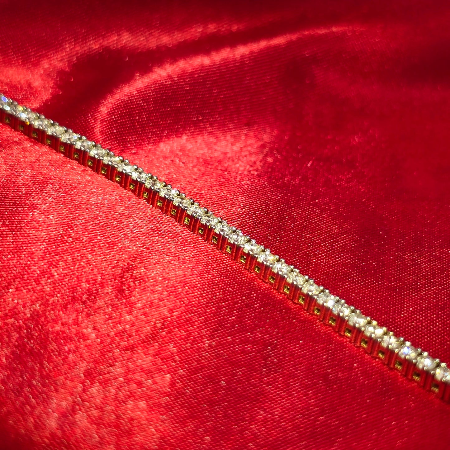 14K Yellow Gold Women's Diamond Tennis Bracelet 3.00ctw with Heart Clasp