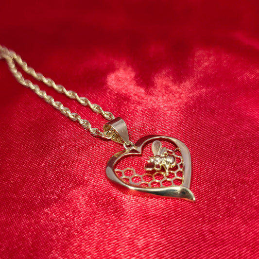 10K Gold Bee in a Heart Pendant with 10K Yellow Gold Rope Chain 20"