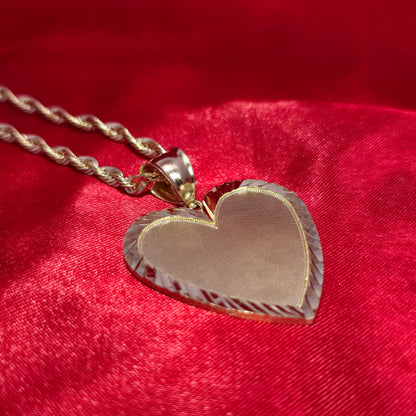 10K Yellow Gold Rope Chain with Heart Picture Pendant | Custom Engravable Frame
