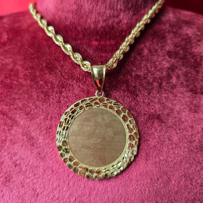 10K Yellow Gold Rope Chain with Round Picture Pendant | Custom Engravable Frame