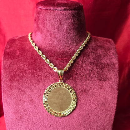 10K Yellow Gold Rope Chain with Round Picture Pendant | Custom Engravable Frame