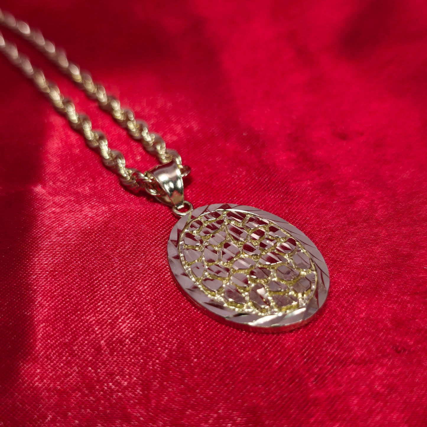 10K Gold Oval Nugget Pendant With 10K Rope Chain 20"