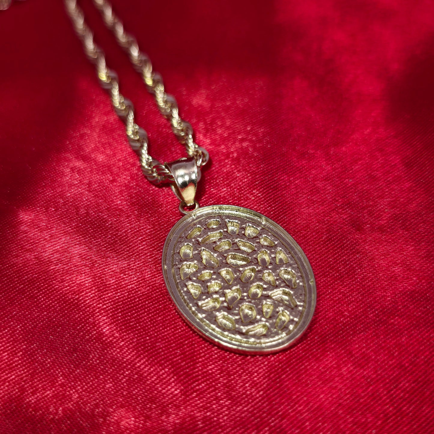 10K Gold Oval Nugget Pendant With 10K Rope Chain 20"