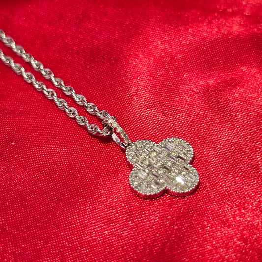 10K White Gold Diamond Clover Pendant Necklace for Women | 0.24 CTW