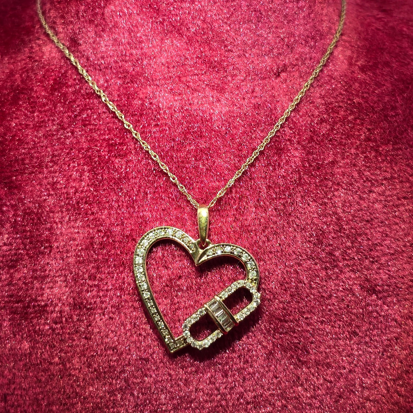 10K Yellow Gold Diamond Heart Necklace for Women | 0.35 CTW