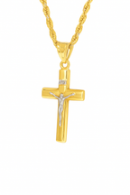 14K yellow gold crucifix pendant detail