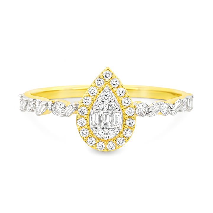 0K Yellow Gold Pear Shape Diamond Halo Ring 0.28 ctw