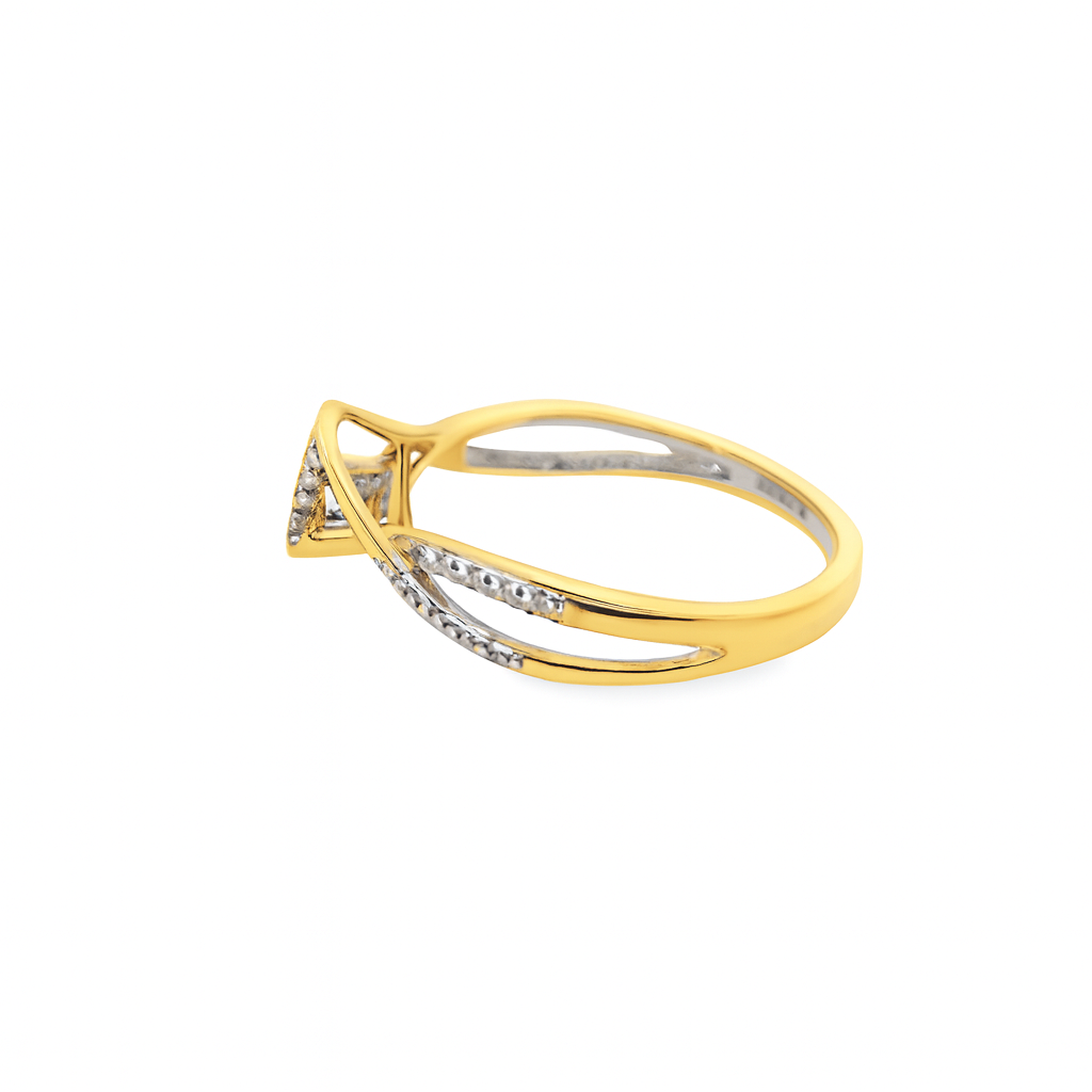 10K Yellow Gold Round Brilliant Diamond Ring 0.13 ctw