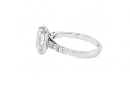 14K White Gold Diamond Ring with Emerald Soliatire Diamond 1.00 ctw Overall