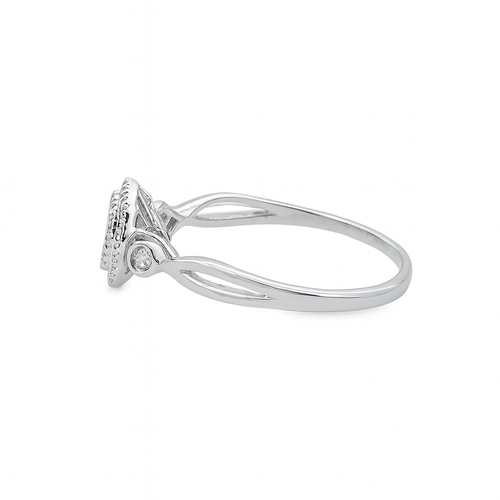 10K White Gold Round Cut Diamond Cluster Ring 0.13 ctw