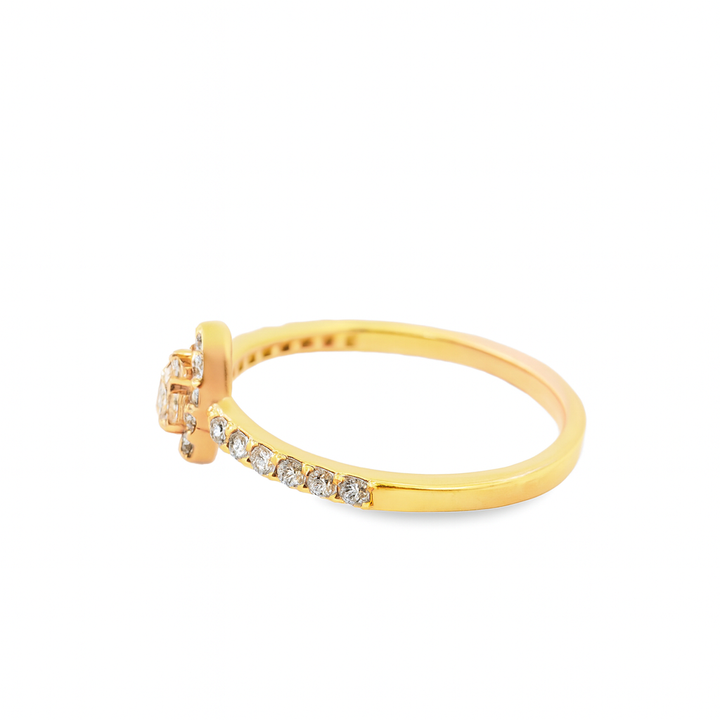 14K Yellow Gold Pear Cut Diamond Ring 0.65 ctw