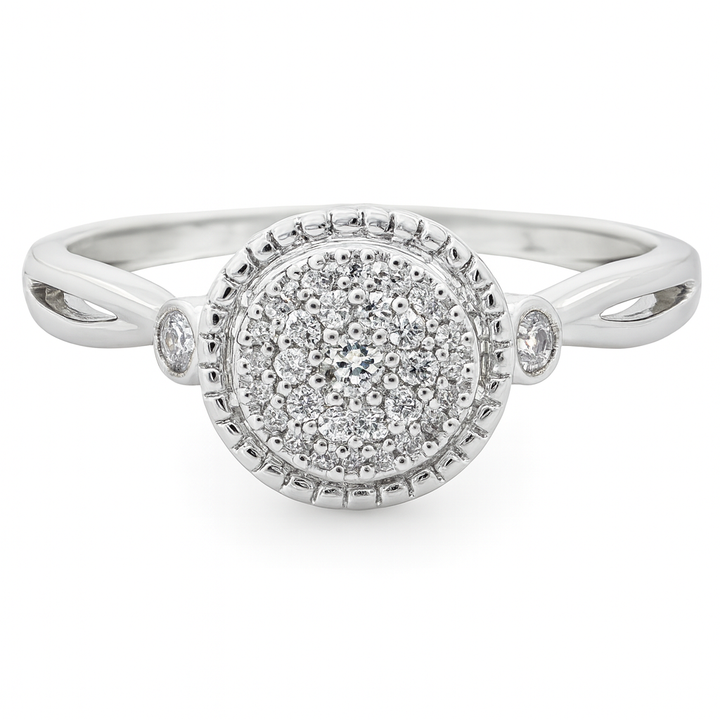 10K White Gold Round Cut Diamond Cluster Ring 0.13 ctw