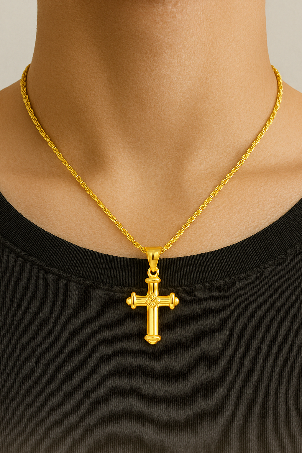 10K yellow gold cross pendant necklace detail